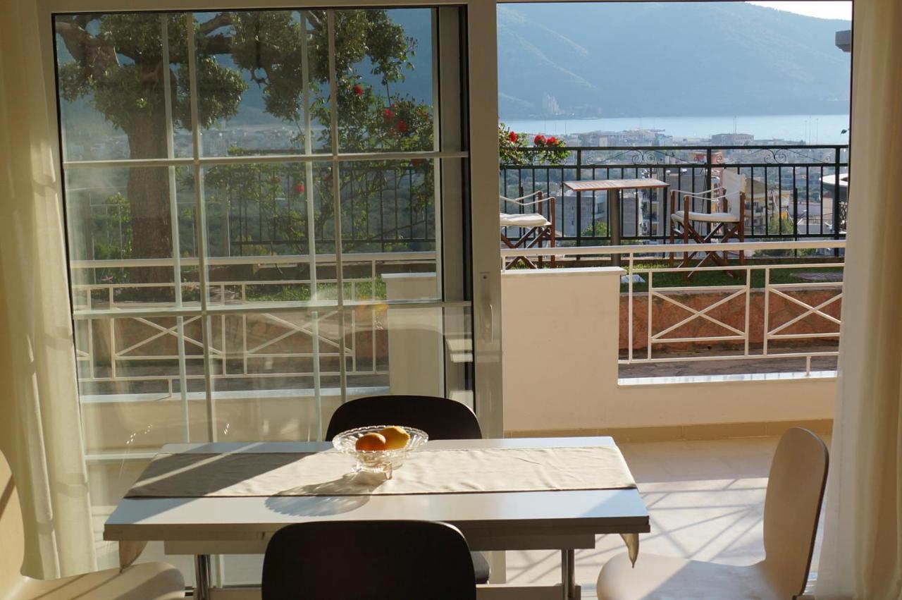 Τhe Sunny Apartments Igoumenitsa Luaran gambar